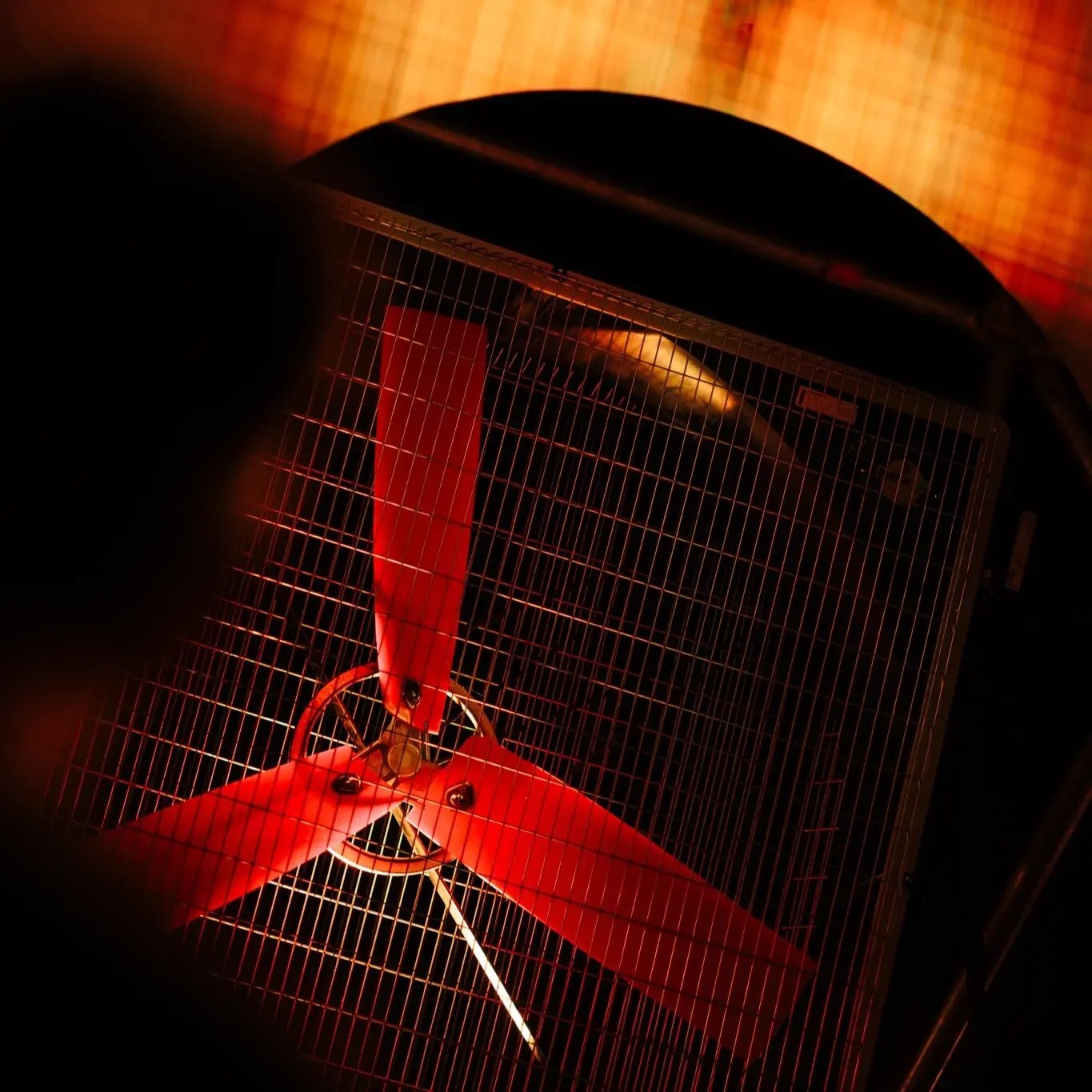 Multifan-Box-fan-shadow
